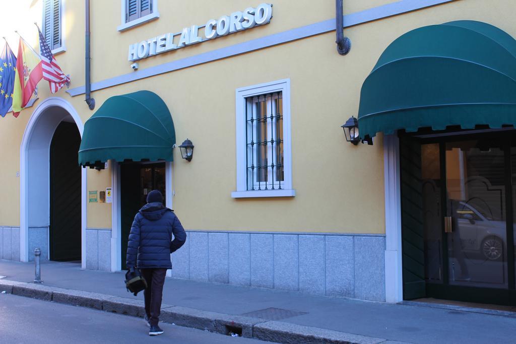 לנגנו Hotel Al Corso מראה חיצוני תמונה