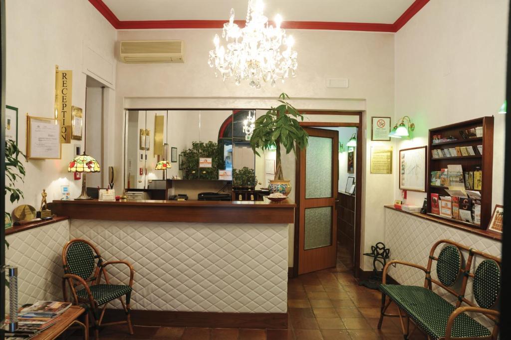 לנגנו Hotel Al Corso מראה חיצוני תמונה